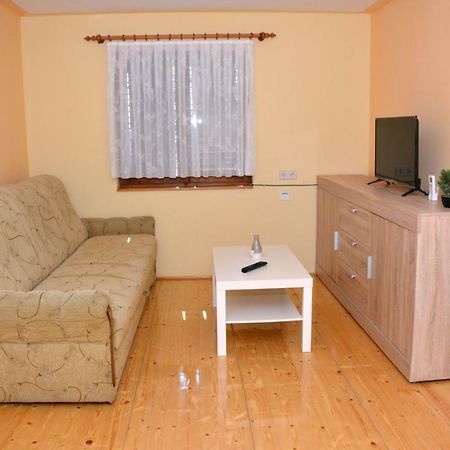 Apartman Viktorija 克拉平斯凯托普利采 外观 照片